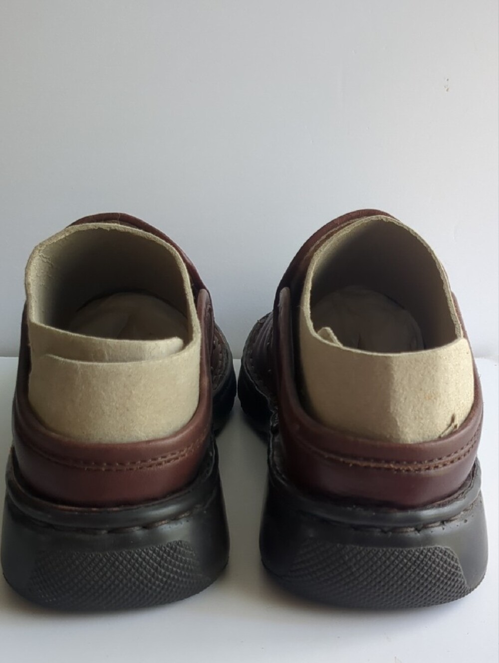 Women’s Double H Boots Brown Leather Slip-On Mules Clogs Western Stud Detail - Picture 15 of 16